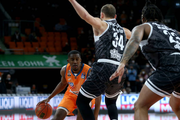 时利用外线 时利用外线